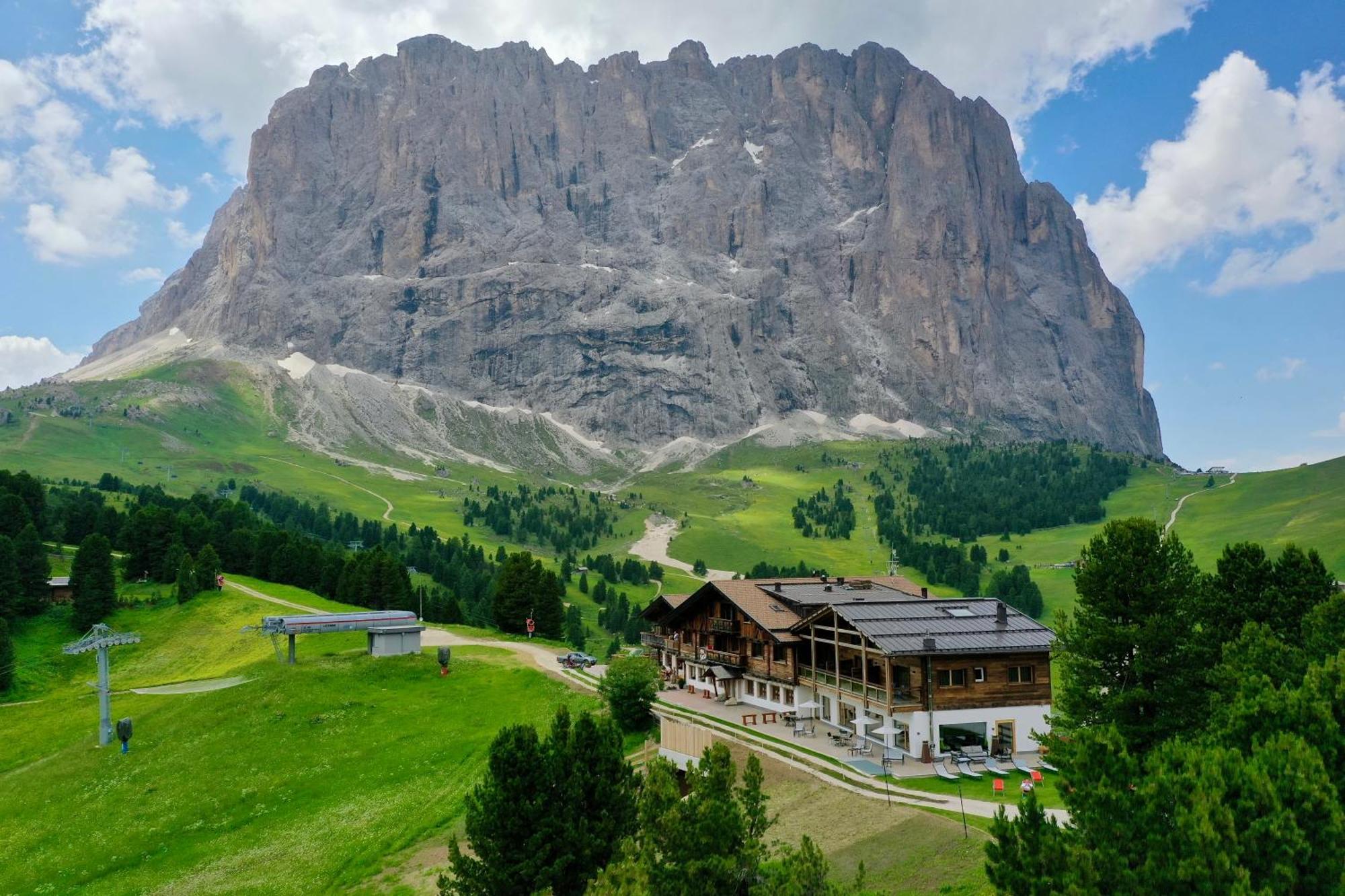 Hotel Piz Seteur เซลวาดีวัลการ์เดนา ภายนอก รูปภาพ